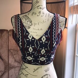 NWT! Boho red white blue crop top size small